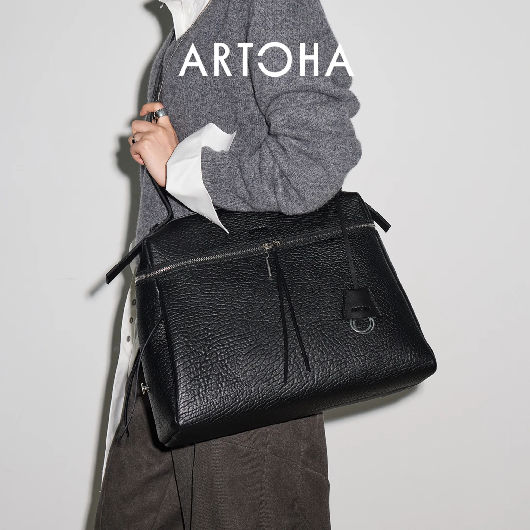 A38 Stylish Leather Commuter Tote (Copy) - Image 8