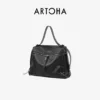 artoha-a38-black-tote-bag-lifestyle-7 A38 Stylish Leather Commuter Tote (Copy)