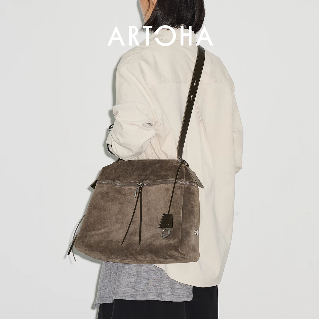 A38 Stylish Leather Commuter Tote (Copy) - Image 5